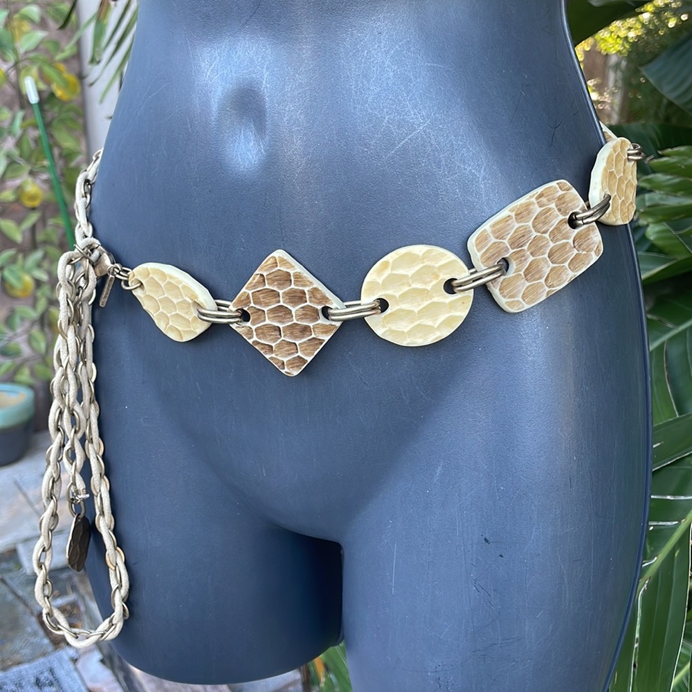 Chicos, textured, snake, print desk chain belt - Picture 1 of 7